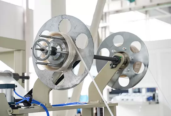 Cuộn vật liệu cạnh: cuộn vật liệu cạnh đã cắt thành bó.